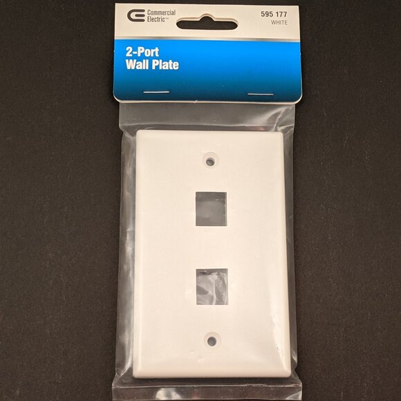 COMMERCIAL ELECTRIC 2 Port Wall Plate & Screws | White | 5002-WH | 595 177 | NEW - Picture 1 of 3